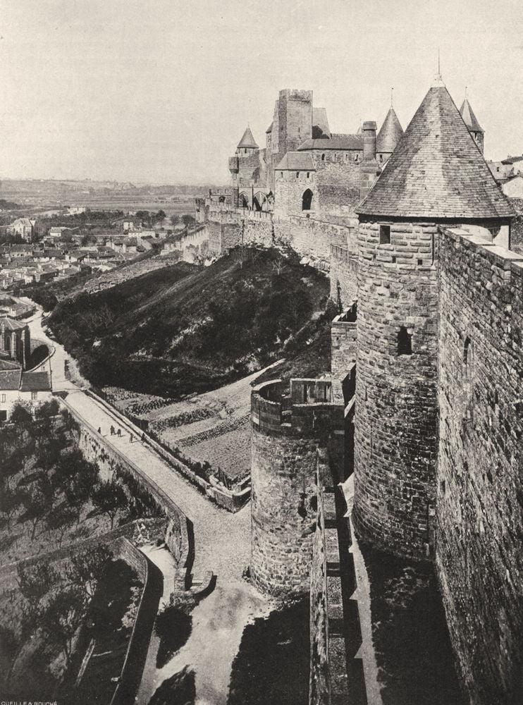 AUDE. Carcassonne- Remparts de la Cité, côte de la porte d'Aude 1903 old print